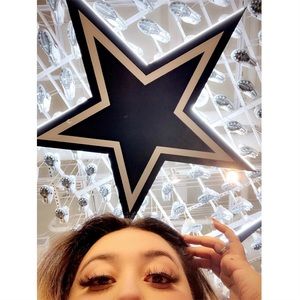 Meet your Posher, Kassandra